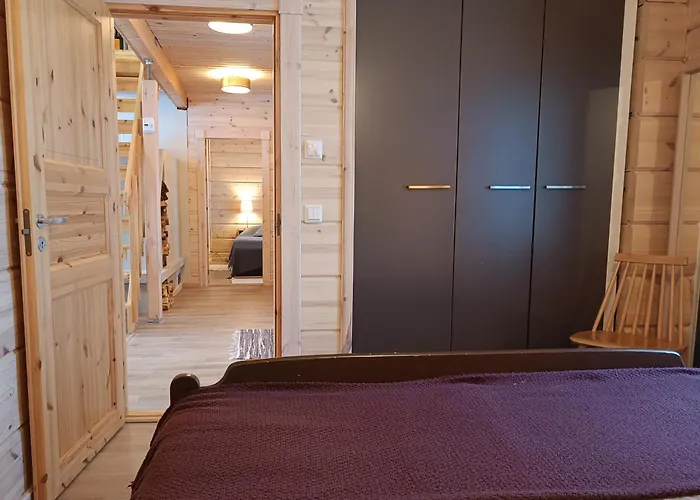 شاليه Syoetteen Uuvana